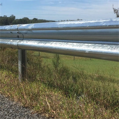 Barrera de tránsito de acero galvanizado en caliente de la autopista barrera de protección de la carretera de color recubierto Q235